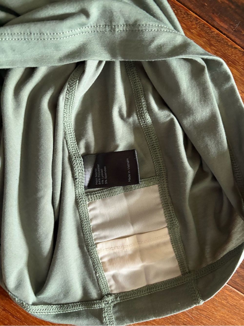 Wellen by Huckberry Men’s Sol Performance Tee - Sage Green - Medium - Picture 4 of 4